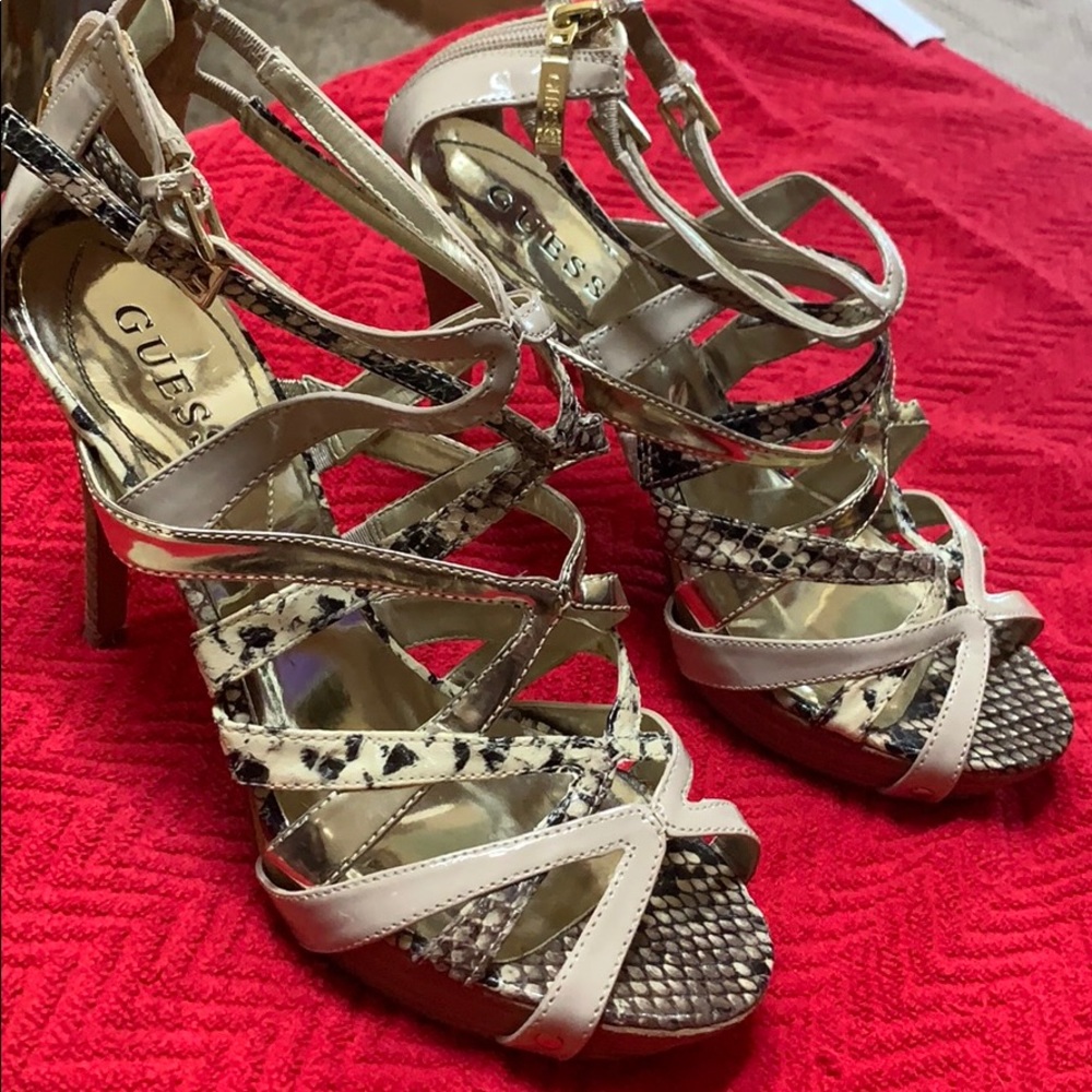 Guess gold, snakeskin, and tan platform heels 👠